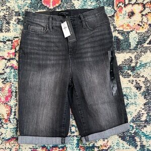 NWT Banana Republic Factory Bermuda Black Wash Jean Short Sz 4
